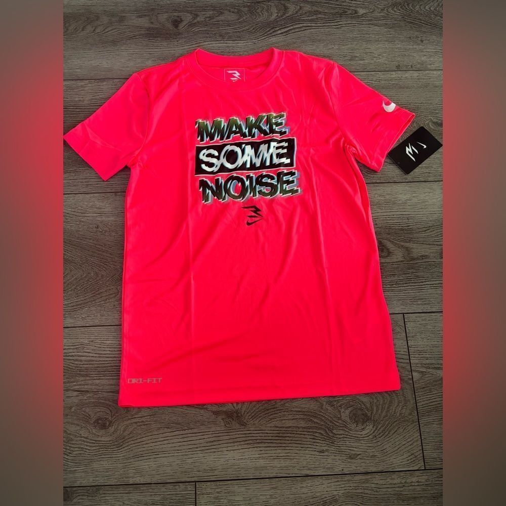 Nike boys  Graphic T-Shirt